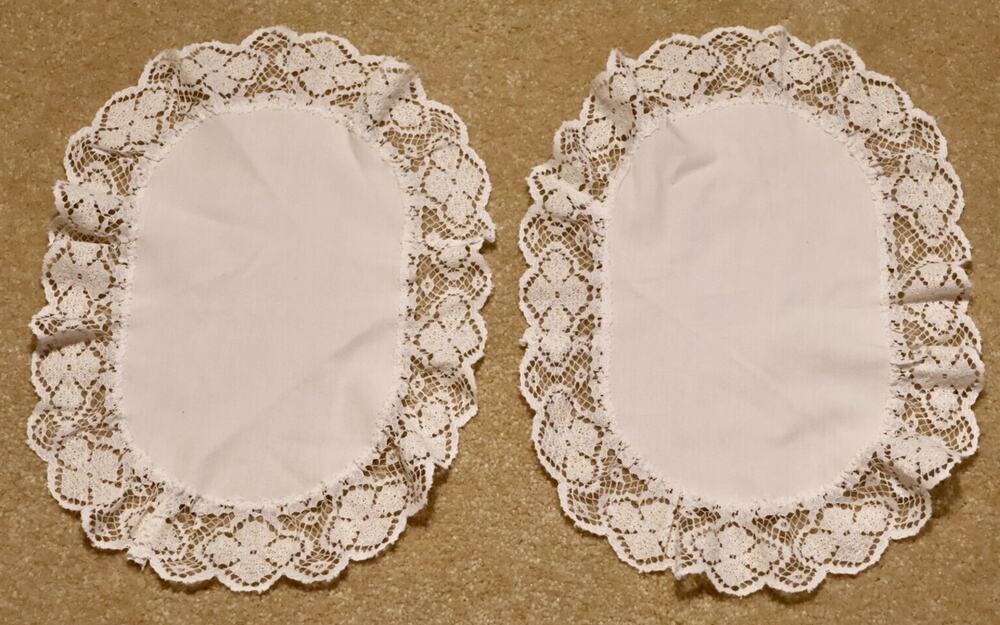Doily Oval Shape Cream Color Set of 2 Lace Edge Cotton Center 12x9
